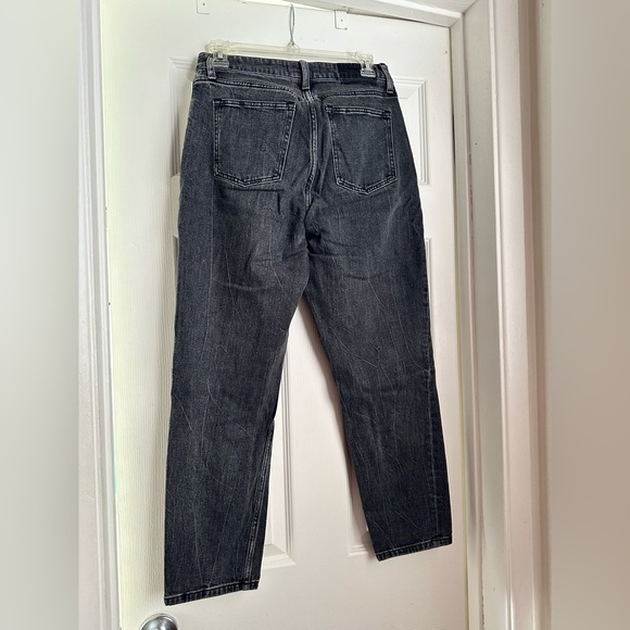 Abercrombie & Fitch Mom Jeans - size 27 - Picture 3 of 4